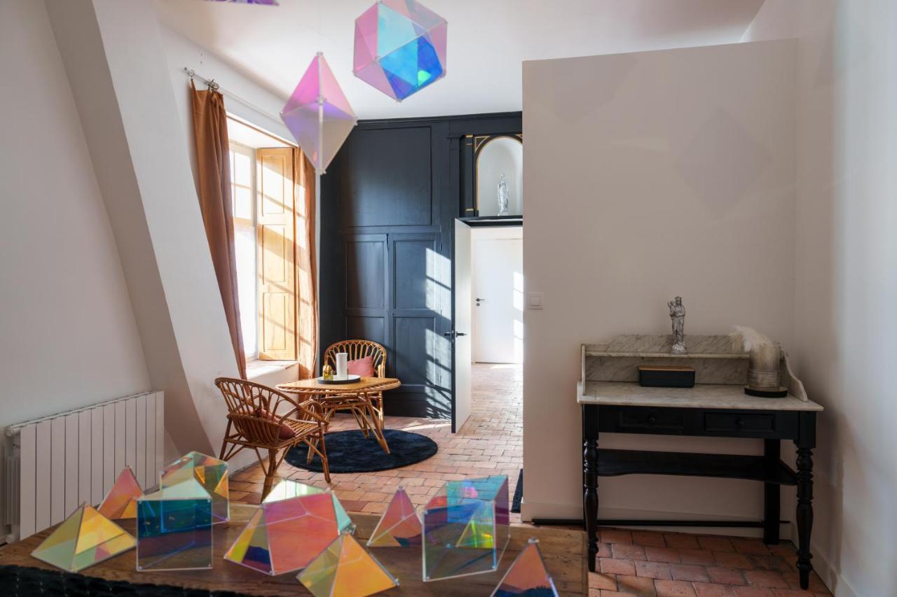 La Loge , Nuit Insolite Au Chateau De 博让西 外观 照片
