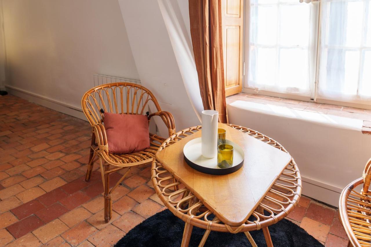 La Loge , Nuit Insolite Au Chateau De 博让西 外观 照片