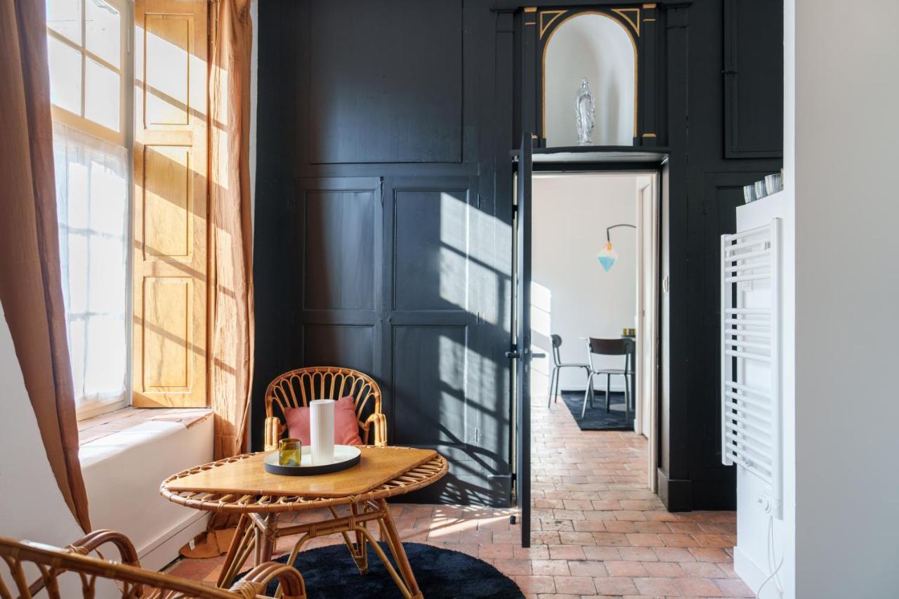 La Loge , Nuit Insolite Au Chateau De 博让西 外观 照片